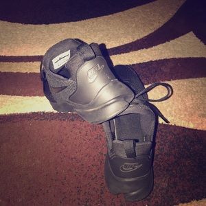 Black Nike Presto Fly (GS)